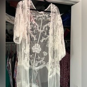 Lace over shawl. Used for maternity photos